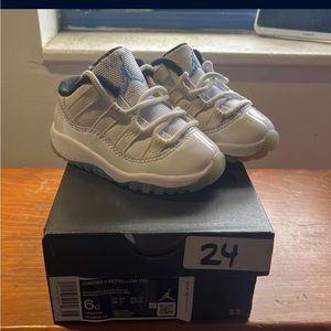 Jordan 11 Retro Low Size 6C